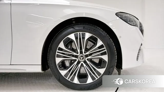 Mercedes-Benz E-Class W214 id 3575925 из Кореи 15