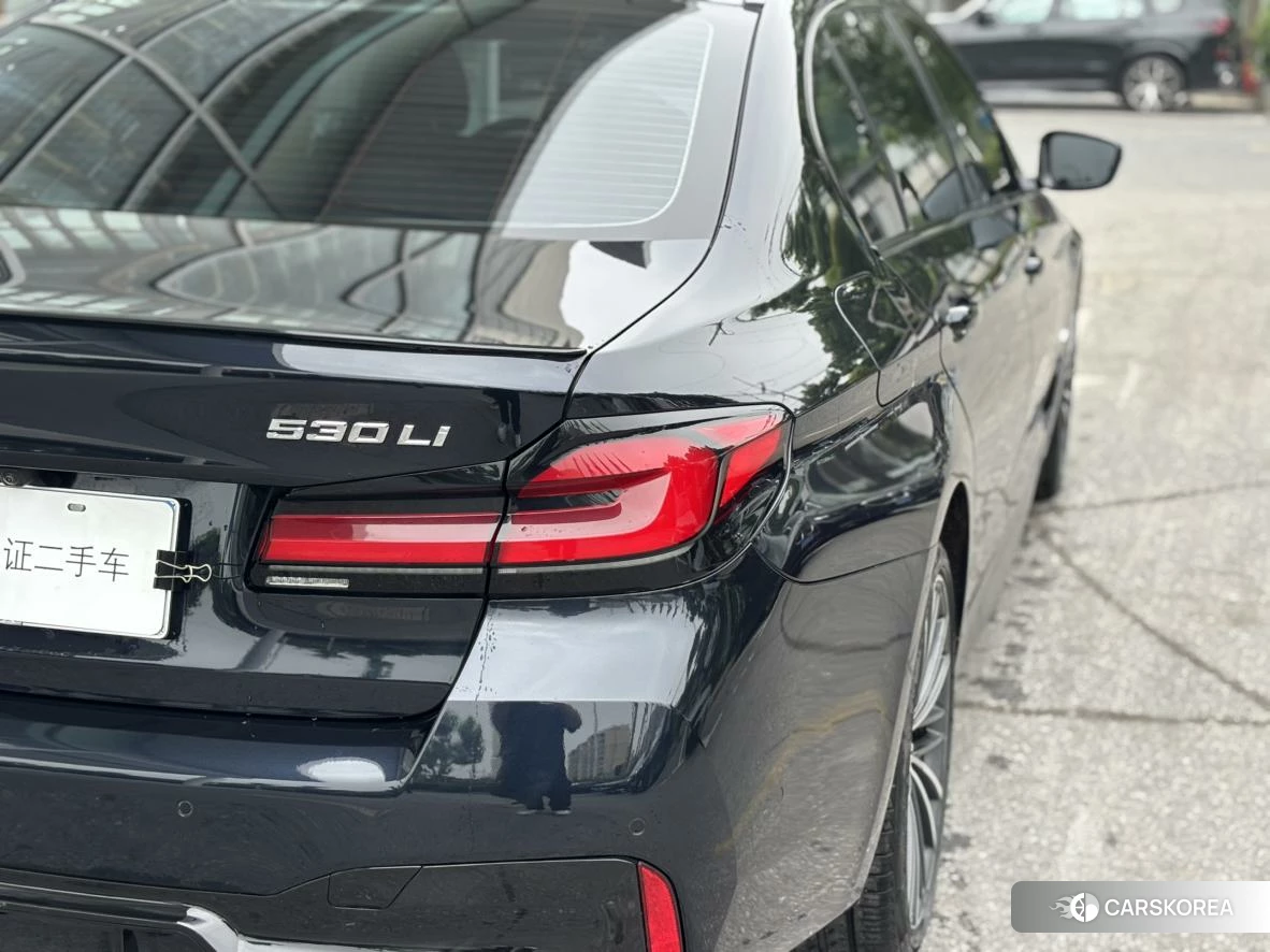 BMW 5 series 2021 Черный из Китая, фото 6