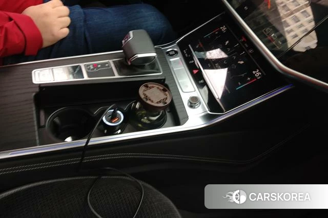 Audi A6L id 4258488 из Китая 12