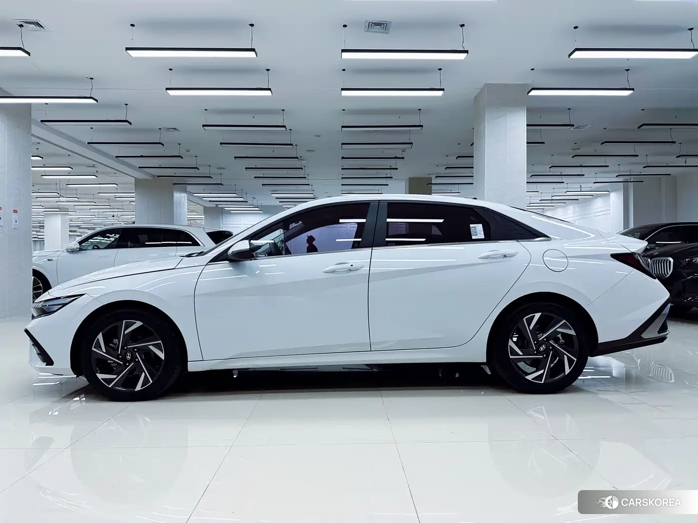 Hyundai Elantra id 4545589 из Китая 15