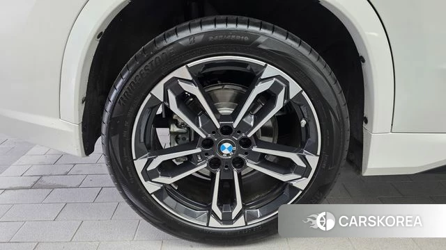 BMW X1 (U11) id 4847428 из Кореи 29