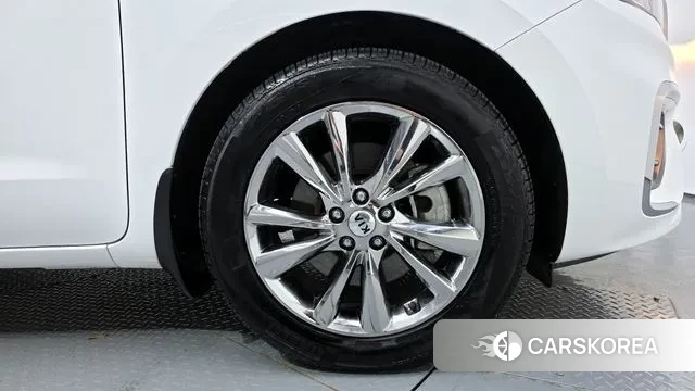 Kia The New Carnival id 3428584 из Кореи 15