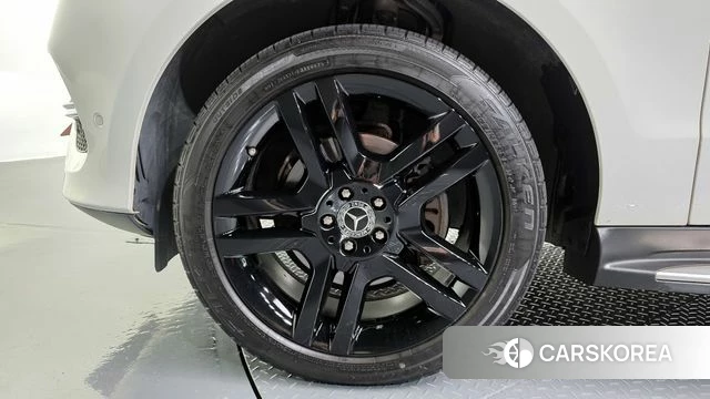 Mercedes-Benz GLE - Class W166 id 4417158 из Кореи 27