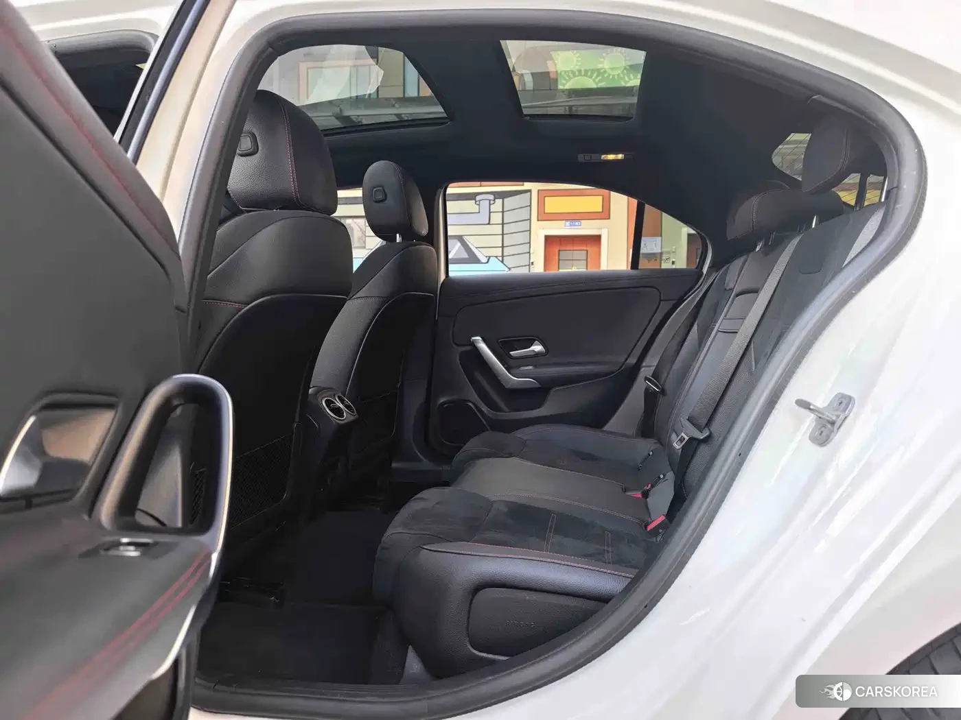 Mercedes-Benz A-Class 2024 Белый из Китая, фото 5