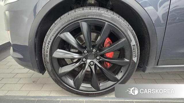 Tesla Model X id 4495886 из Кореи 30