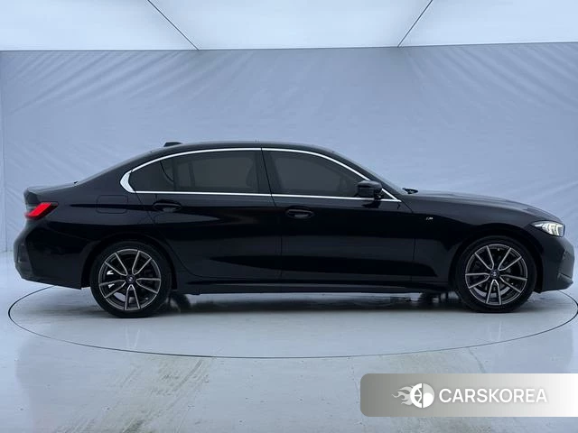 BMW 3 series id 4380565 из Китая 18