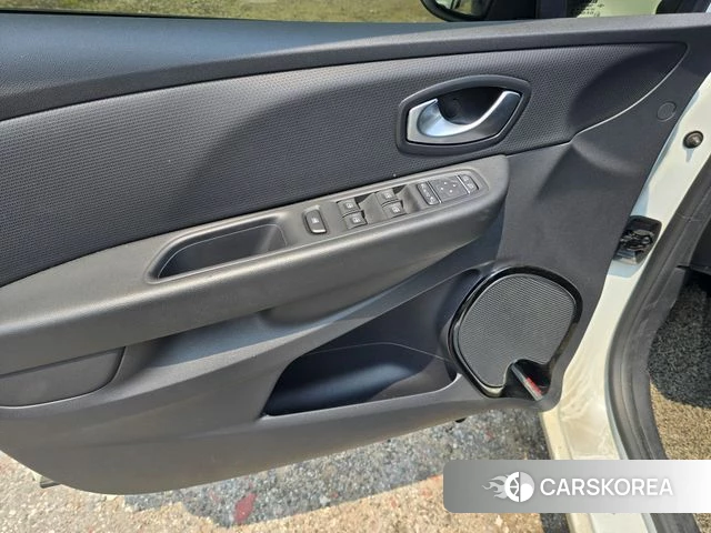Renault Korea (Samsung) Clio 2018 Белый из Кореи, фото 5