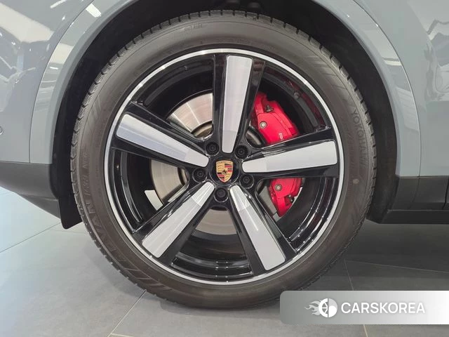 Porsche Cayenne (PO536) id 3909269 из Кореи 7