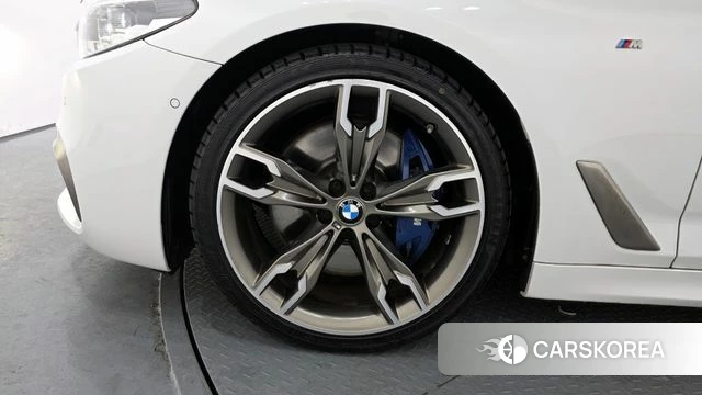 BMW 5 Series (G30) id 4496973 из Кореи 15