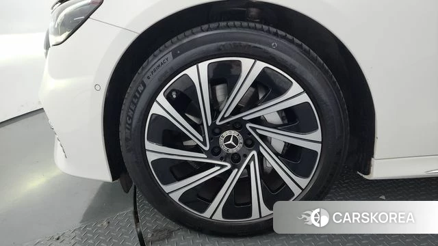 Mercedes-Benz E-Class W214 id 4442695 из Кореи 30