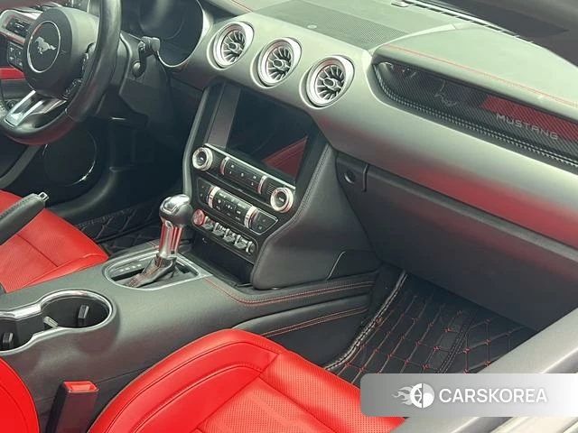 Ford Mustang id 4392328 из Китая 12