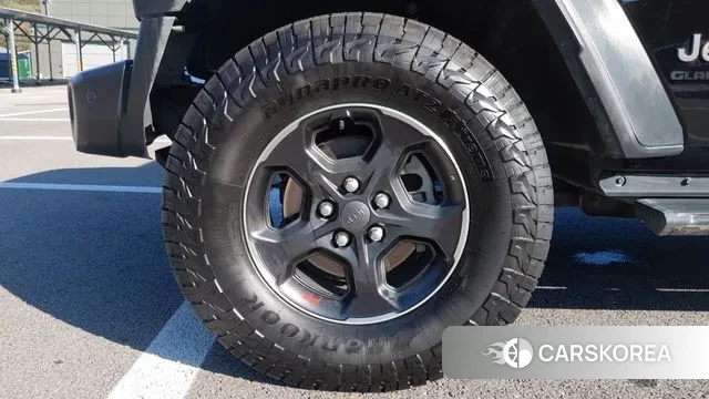 Jeep Gladiator (JT) id 3311169 из Кореи 14