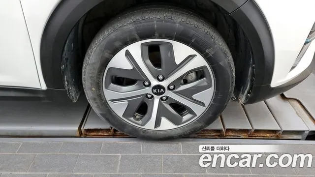 Kia Niro EV id 2718746 из Кореи 15