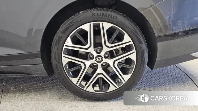 Hyundai Grandeur (GN7) id 3610731 из Кореи 15