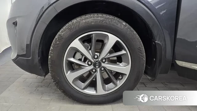 Kia The New Sorento id 3709271 из Кореи 15