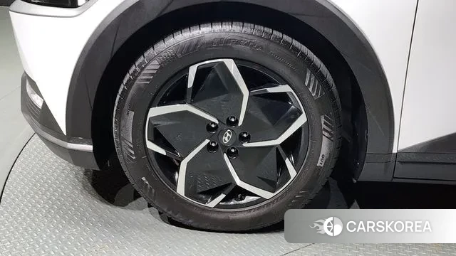 Hyundai Ionic 5 id 3012443 из Кореи 15