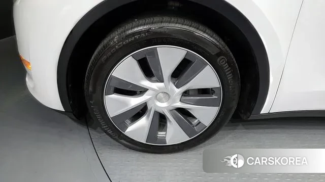 Tesla Model Y id 3180736 из Кореи 15