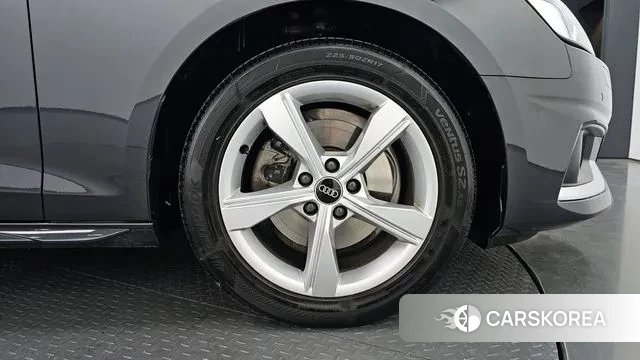 Audi A4 (B9) id 3463027 из Кореи 15