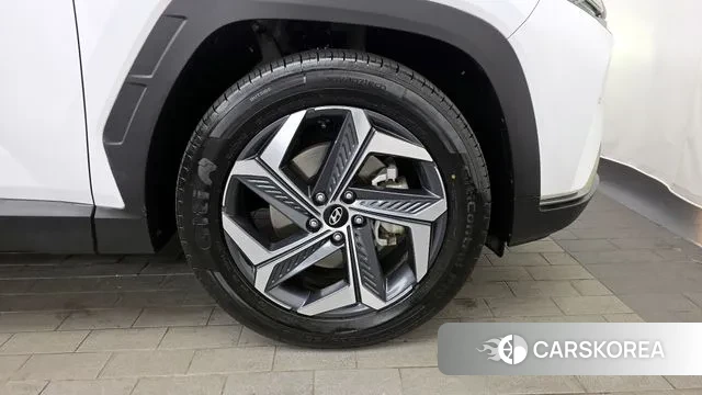 Hyundai Tucson (NX4) id 3712896 из Кореи 15