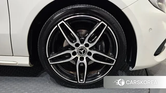 Mercedes-Benz A-Class W176 id 3445053 из Кореи 15