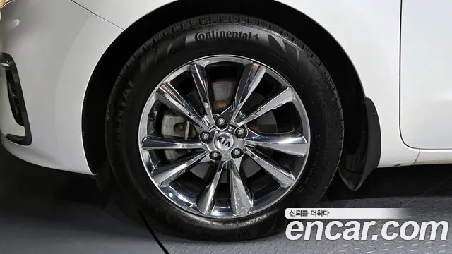 Kia The New Carnival id 2808467 из Кореи 15