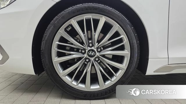 Hyundai Grandeur IG id 3820656 из Кореи 15