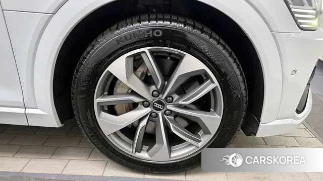 Audi e-Tron id 3686010 из Кореи 15