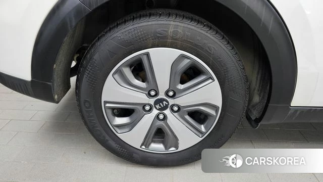 Kia Niro id 4587141 из Кореи 15