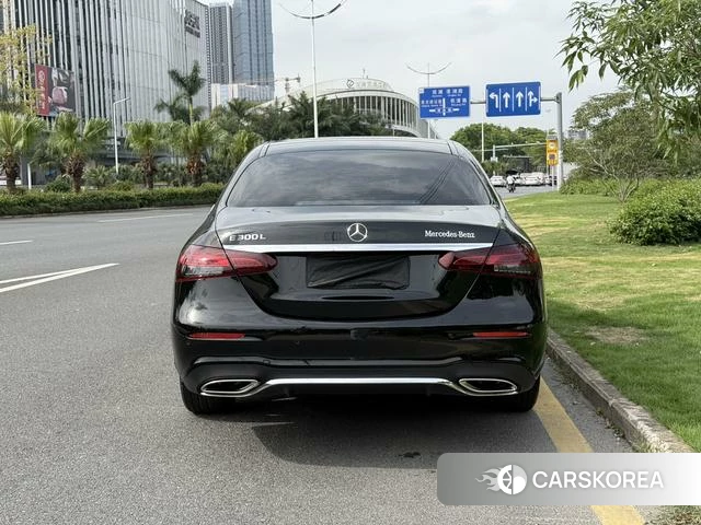 Mercedes-Benz E-class id 4274487 из Китая 11