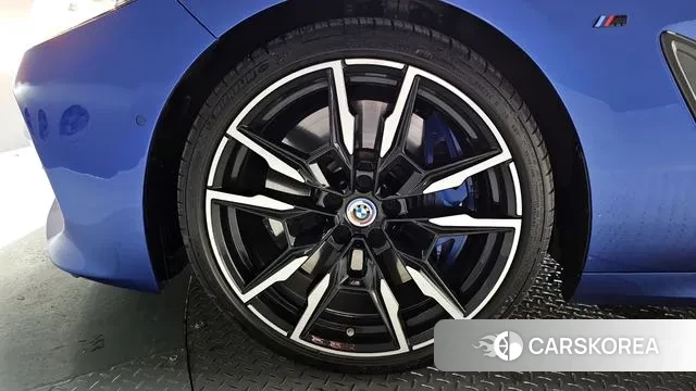 BMW 8 Series (G15) id 2905514 из Кореи 15