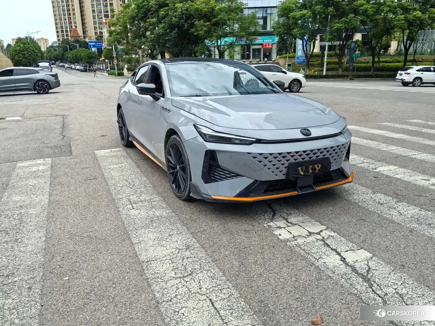 Chang'an UNI-V 2024 Silver/gray из Китая, фото 6