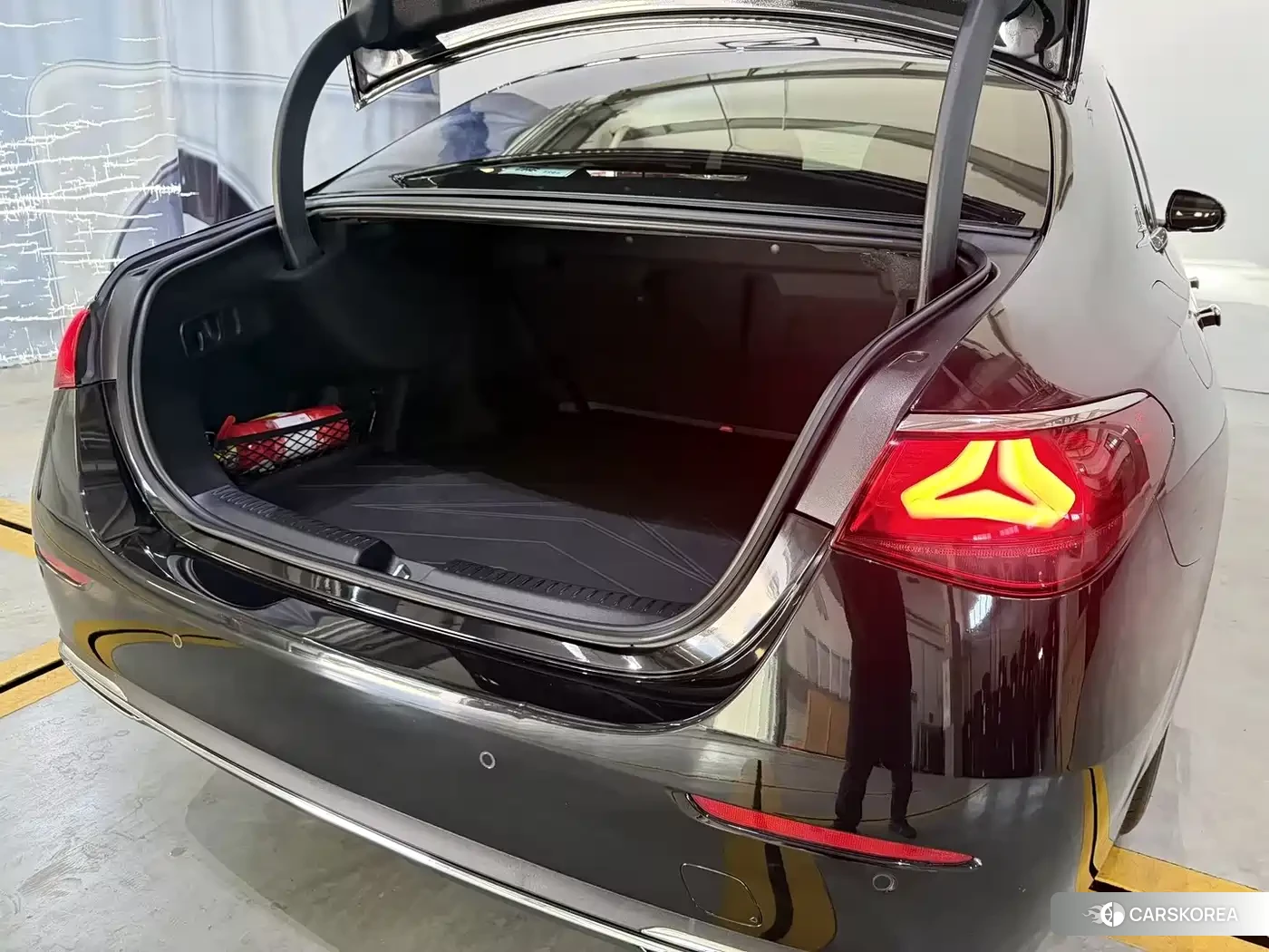 Mercedes-Benz E-Class id 4577535 из Китая 11