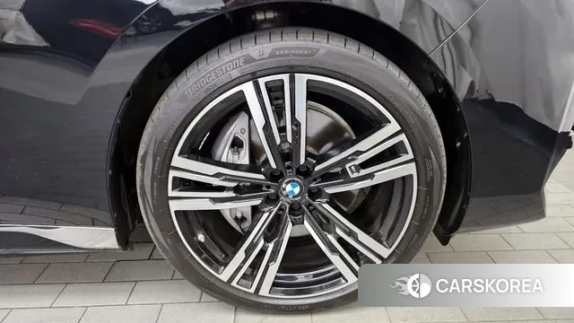 BMW i7 (G70) id 2904924 из Кореи 15