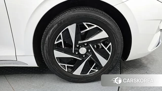 Hyundai The New Grandeur IG Hybrid id 3540329 из Кореи 15