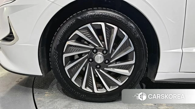 Hyundai Sonata Hybrid (DN8) id 3923168 из Кореи 15