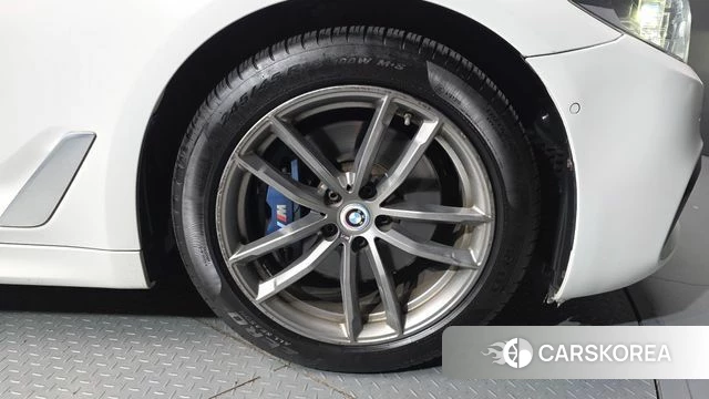 BMW 5 Series (G30) id 4552114 из Кореи 15