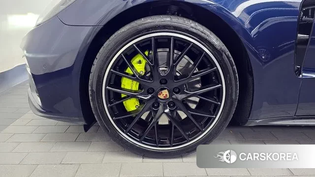 Porsche Panamera (971) id 3355415 из Кореи 15