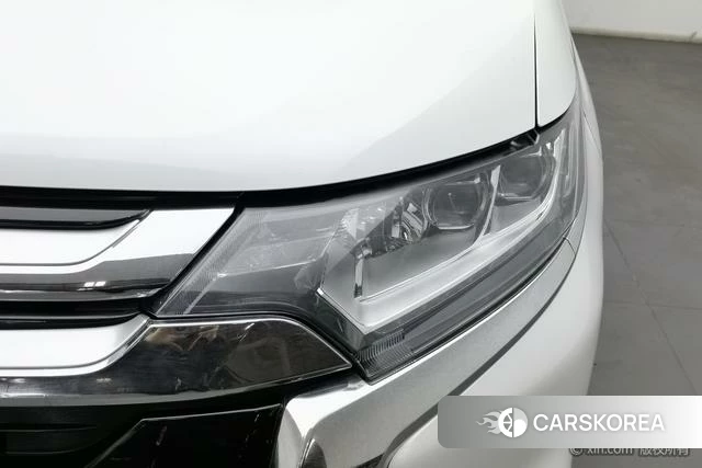 Mitsubishi  Outlander id 4210212 из Китая 19