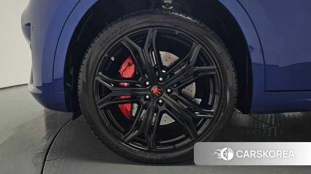 Maserati Levante id 4642702 из Кореи 29