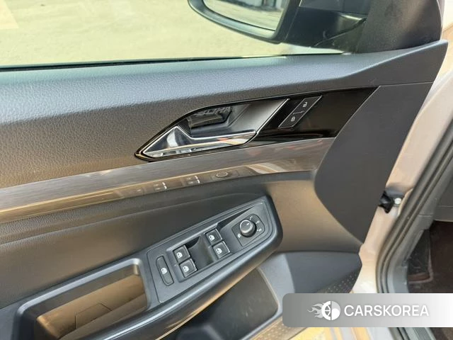 Volkswagen Bora id 3863623 из Китая 20