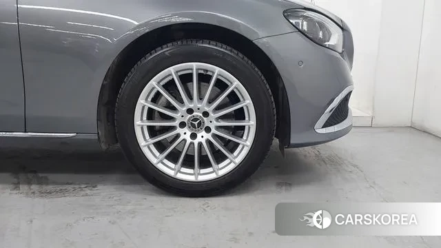 Mercedes-Benz E-Class W213 id 3639777 из Кореи 15