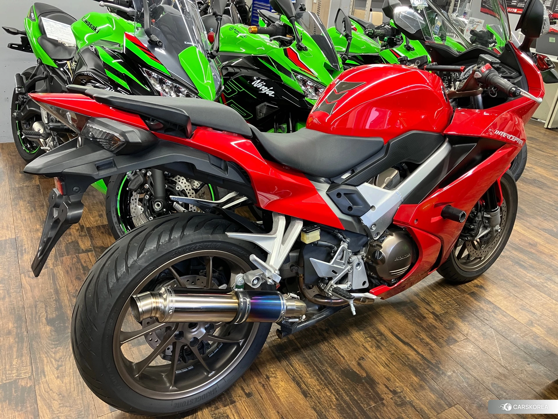 Проданный Honda VFR800F 2015 из Японии