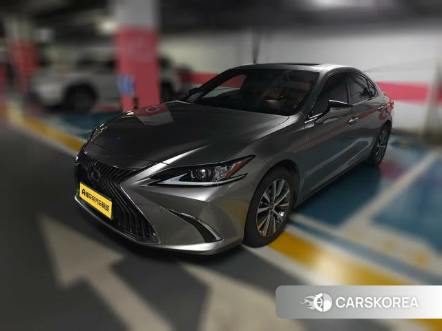 Lexus ES 2021 Серебристо-серый из Китая, фото 5