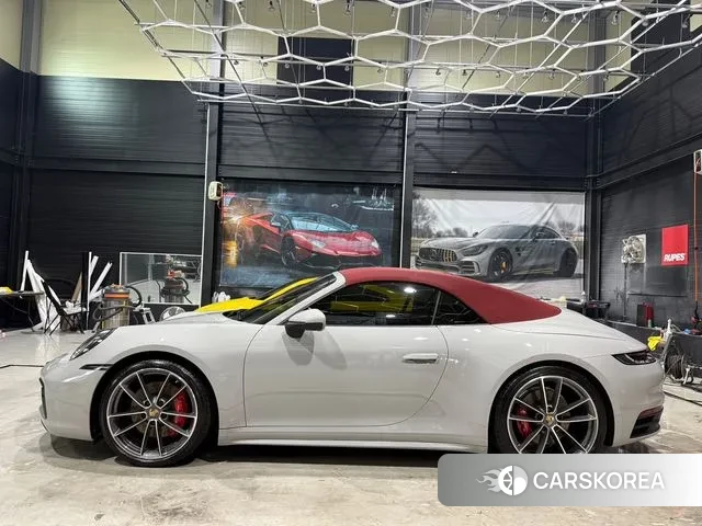 Porsche 911(992) id 3023666 из Кореи 13