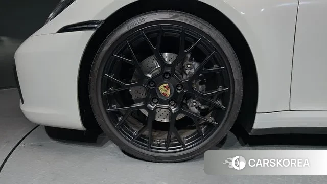 Porsche 911(992) id 3758396 из Кореи 15