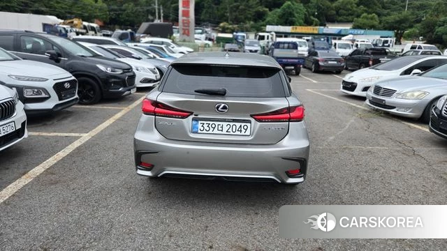 Lexus CT200h id 4746290 из Кореи 13