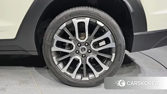 Ssangyong Torres id 3670806 из Кореи 15