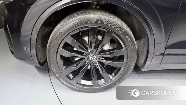 Volkswagen Touareg 3rd generation id 3395673 из Кореи 15