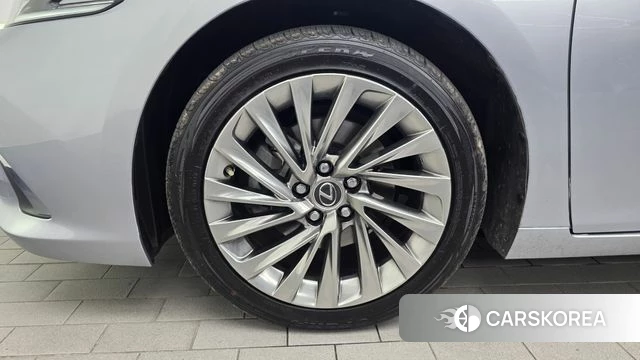 Lexus ES300h 7th generation id 4670386 из Кореи 30