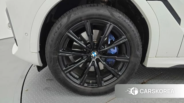BMW X6 (G06) id 4560969 из Кореи 30